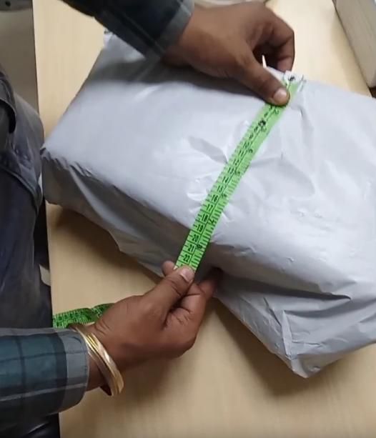 2-in-1 High Power Car Vacuum Cleaner with Built-in Tyre Inflator – Portable Handheld Air Pump & Dust Cleaner